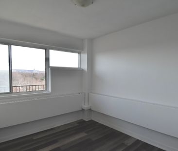 Condo for rent, Mont-Royal - Photo 1