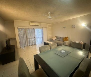 Furnished & Spacious Inner-City Apartment! - Photo 4