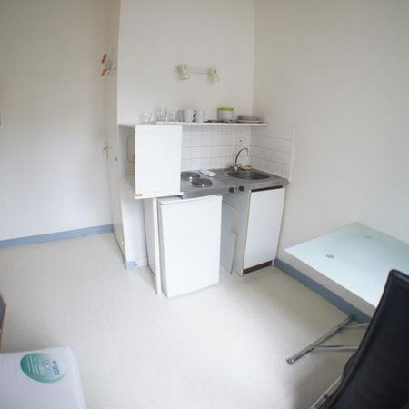 Location Appartement 1 pièce 11m² ANGERS 49100 - Photo 4
