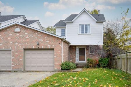 For Lease - 8 Buss Court, Thorold, Ontario - Photo 3
