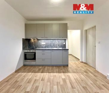 Pronájem bytu 1+1, 35 m - Фото 1