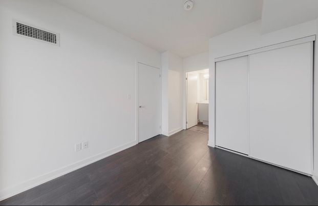 For Lease - 3200 Dakota Common N/A Unit# B613, Burlington, Ontario - Photo 1