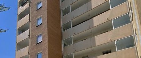 Ansprechende 3 Zi.-Wohnung mit Weitblick! - Foto 1