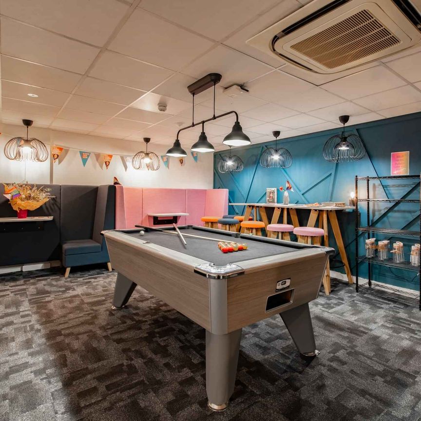 Standard Studio - Photo 1