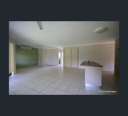 20 Woodwark Drive, Bushland Beach, Qld 4818 - Photo 5