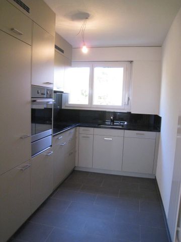 2.5 Zimmer, 72 m², 1. Stock - Photo 2