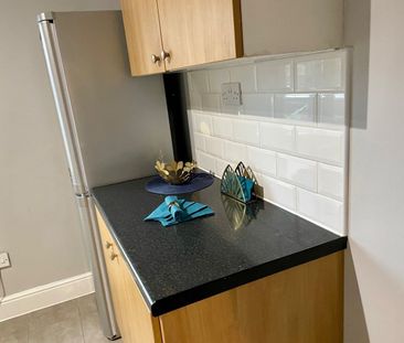 Room in a Shared House, Thurlby Road, HA0 - Photo 1