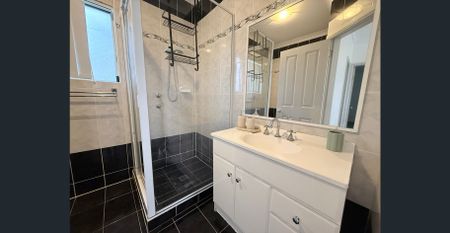 Exquisite, Full Brick, 3-Bedroom Home with Modern Comforts - Photo 5