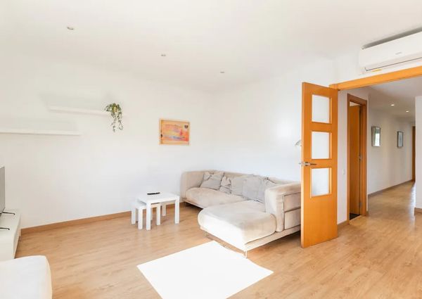 Carrer de la Marina, Barcelona, Catalonia 08005