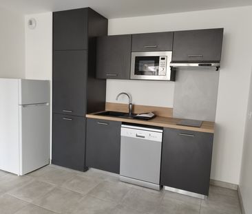 Location Appartement 2 pièces 42m² MELUN 77000 - Photo 3