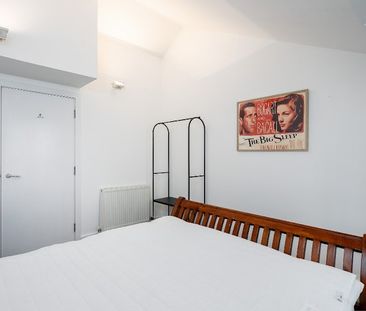 York Lane Central, Edinburgh, EH1 3HY - Photo 4