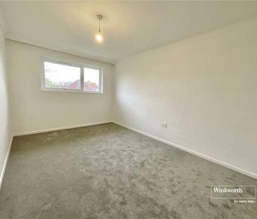 Upper Gordon Road, Highcliffe, Christchurch, Dorset, BH23 - Photo 5