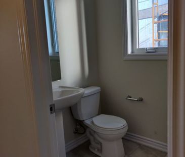 For Lease - 135 Vanilla Trail, Thorold, Ontario - Photo 5