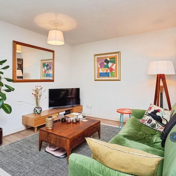 1 bedroom flat to rent - Photo 1