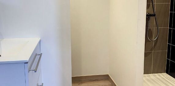 Appartement centre ville de Pontorson 1 pièce 21.29 m2 - Photo 2