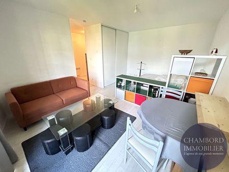 BLOIS - Studio quartier Basilique - Photo 2