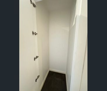 NEAR NEW 2 BED APARTMENT WITH VIEWS - Photo 3