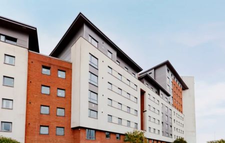 Premium One Bedroom Flat - Photo 3