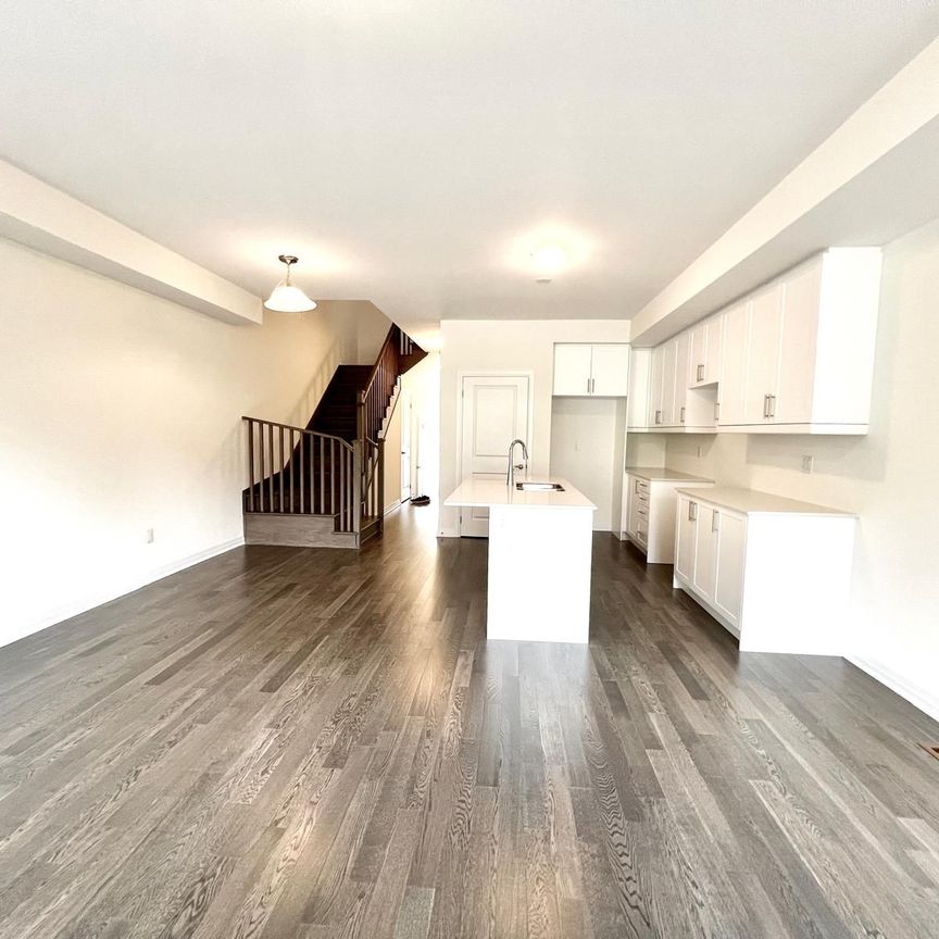 For Lease - 562 Hudson Crescent, Midland, Ontario - Photo 1