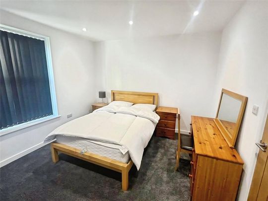 1 bedroom in a house share to rent - Photo 1