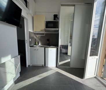 Charmant appartement lumineux avec balcon et vue dégagée sur les co... - Photo 3