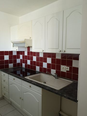 Location Appartement 42m² ISTRES 13800 - Photo 3