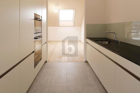 HIGH-QUALITY NEW CONSTRUCTION IN A SUNNY LOCATION! - Foto 2