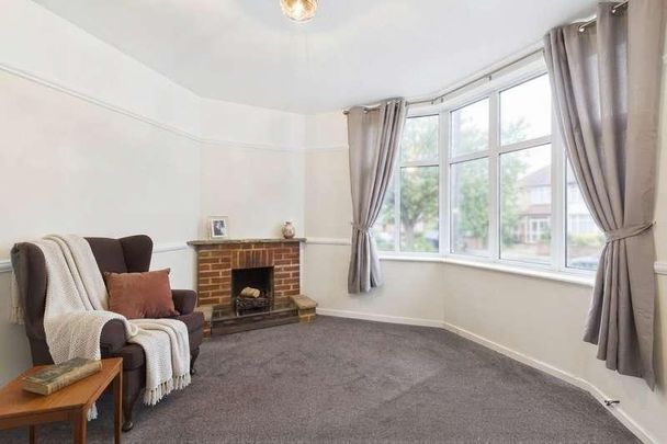 Blackdown Road, Deepcut, Camberley, Surrey, GU16 - Photo 1