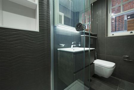 3 bedroom apartment to rent - Photo 2