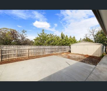 27 Grey Street, Darley, Vic 3340 - Photo 3