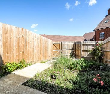 2 bedroom terraced house to rent - Photo 1