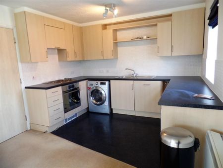 2 Bed Flat For Rent - Photo 4
