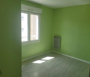 Location Appartement 3 pièces 68m² TRIEL SUR SEINE 78510 - Photo 2