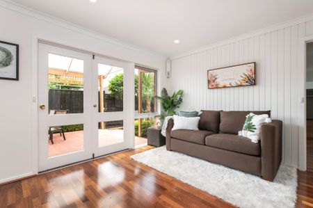 Incredible space and perfect renovated flair - Photo 3