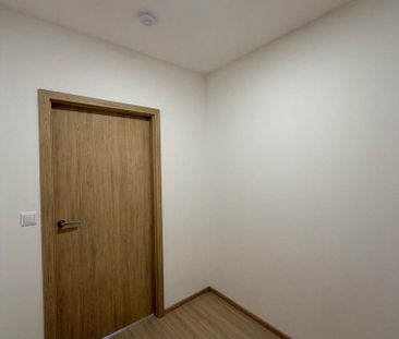 Pronájem bytu 1+kk 32 m² - Fotografie 6