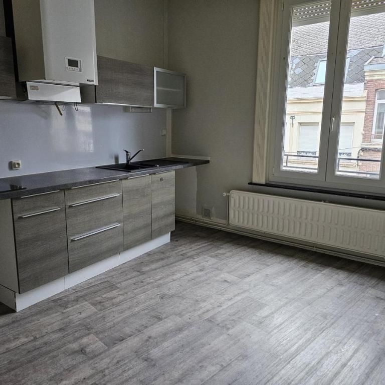 LOUE APPARTEMENT F3 au cœur du centre ville - Photo 1