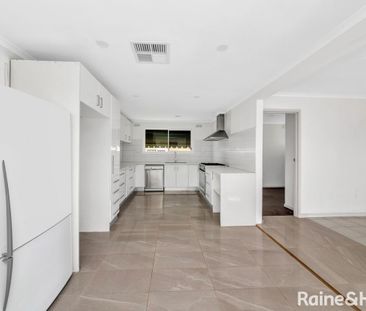 49 Henderson Road, Keysborough, VIC 3173 - Photo 4