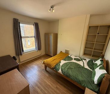 4 bedroom house to rent - Photo 1