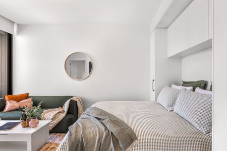 Home For Rent - Photo 3