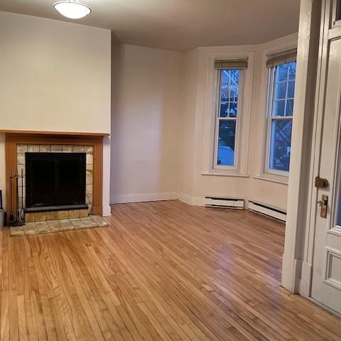 9½ à louer dans Montcalm (avenue Murray) - Photo 1