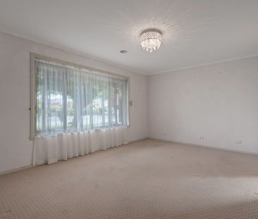 LAKESIDE LIVING! - Photo 3