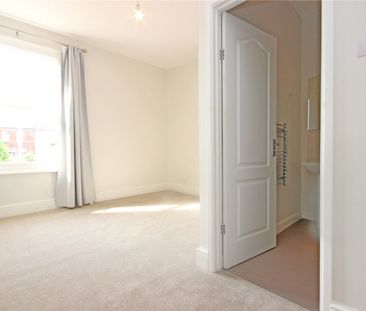 Theresa Avenue, - Photo 1