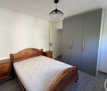 Six Fours les Plages, 83140 - Photo 2