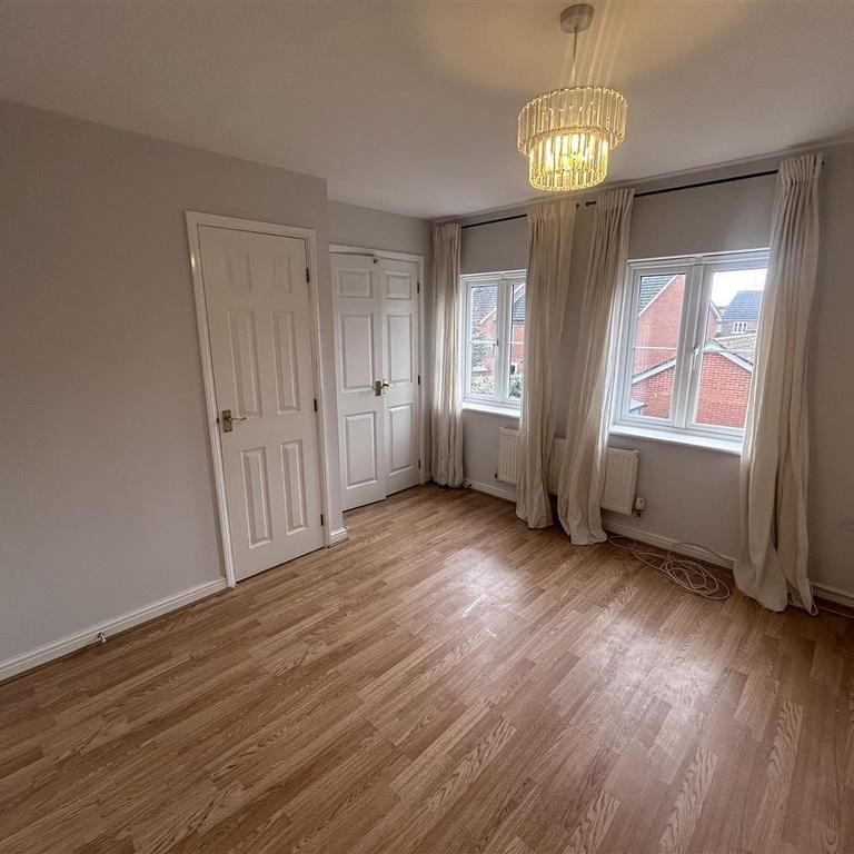 2 bedroom terraced house to rent - Photo 1