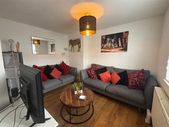 3 bedroom terraced house to rent - Photo 1