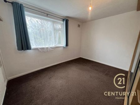 2 bedroom maisonette to rent - Photo 4