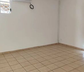 Location Appartement 2 pièces 52 m2 à Schœlcher - Photo 4
