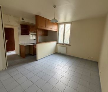Location Appartement 1 pièce 25m² VILLEMOMBLE 93250 - Photo 3
