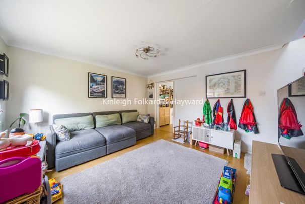 Vincent Close, London SE16 - Photo 1