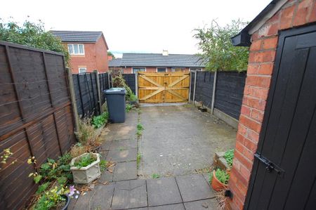 2 bedroom terraced house to rent - Photo 5